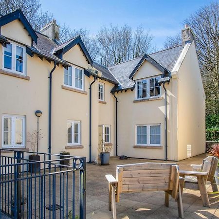 Minarvon - 2 Bedroom Apartment - Saundersfoot Bagian luar foto