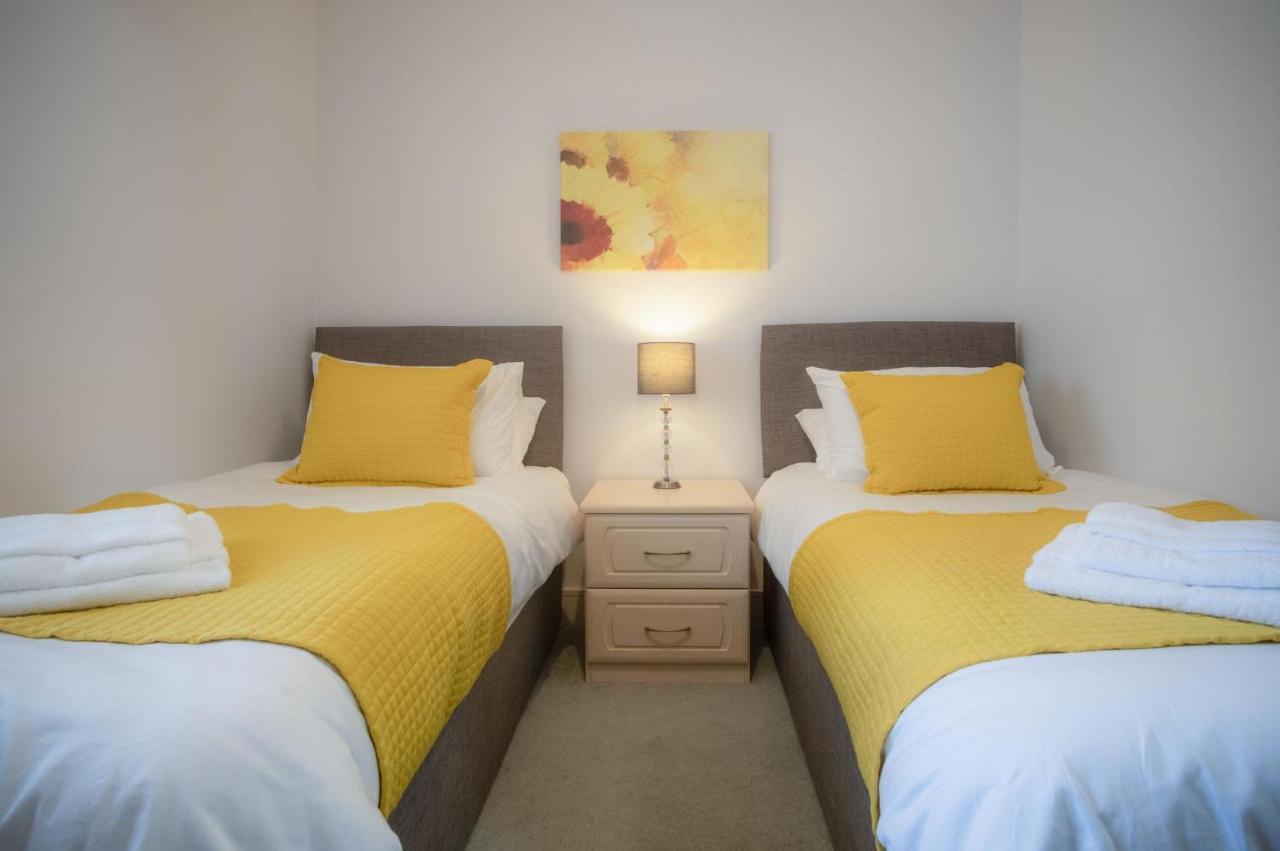 Minarvon - 2 Bedroom Apartment - Saundersfoot Bagian luar foto