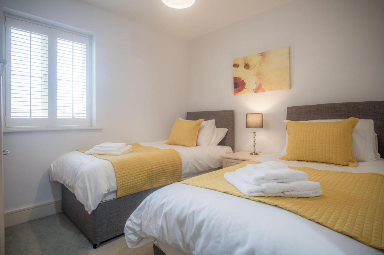 Minarvon - 2 Bedroom Apartment - Saundersfoot Bagian luar foto