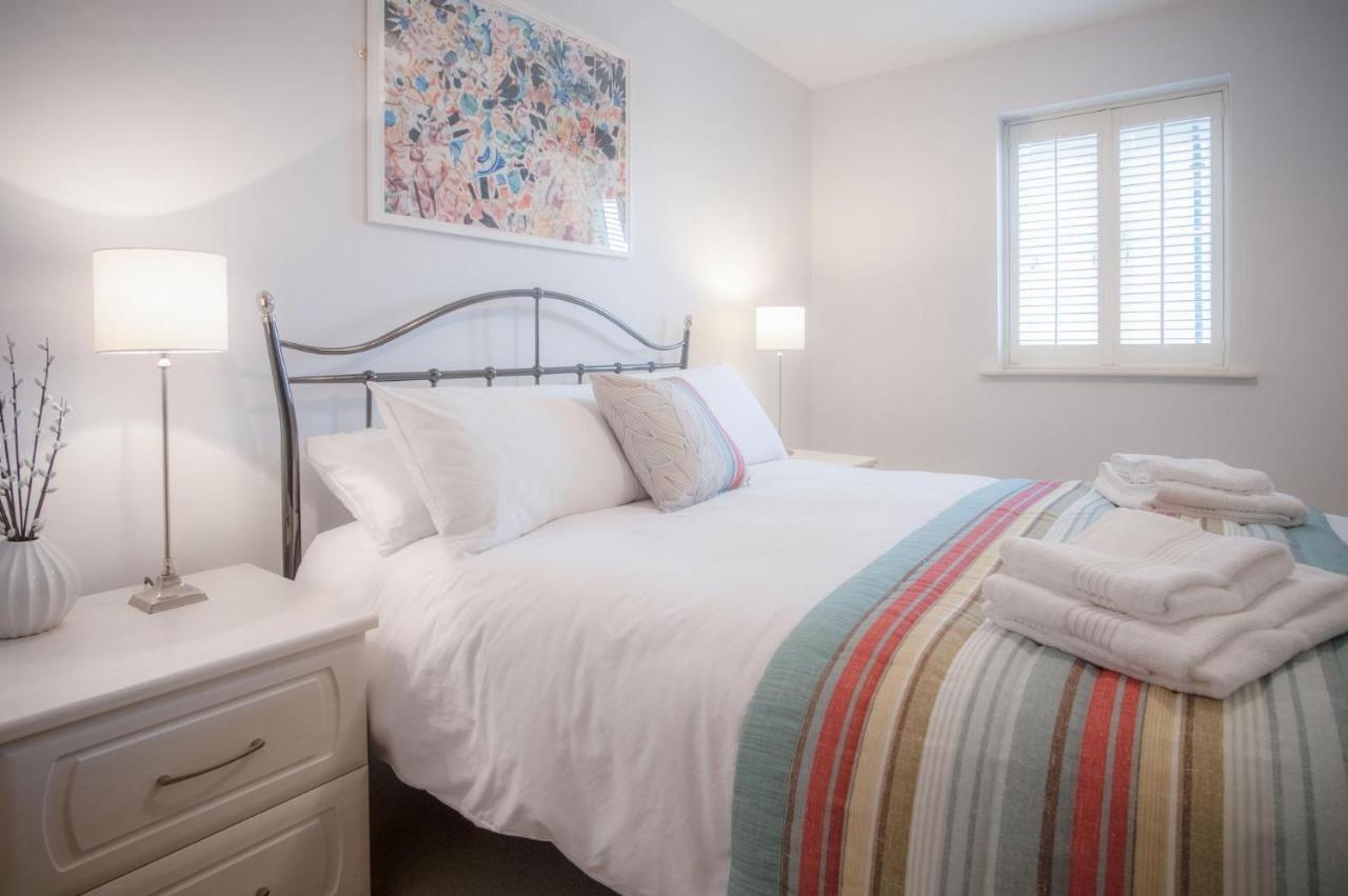 Minarvon - 2 Bedroom Apartment - Saundersfoot Bagian luar foto