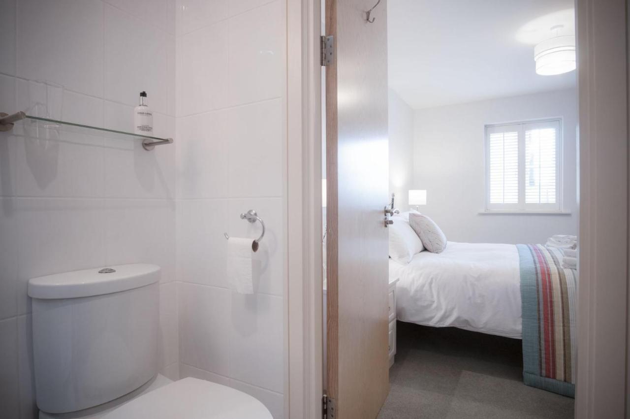Minarvon - 2 Bedroom Apartment - Saundersfoot Bagian luar foto
