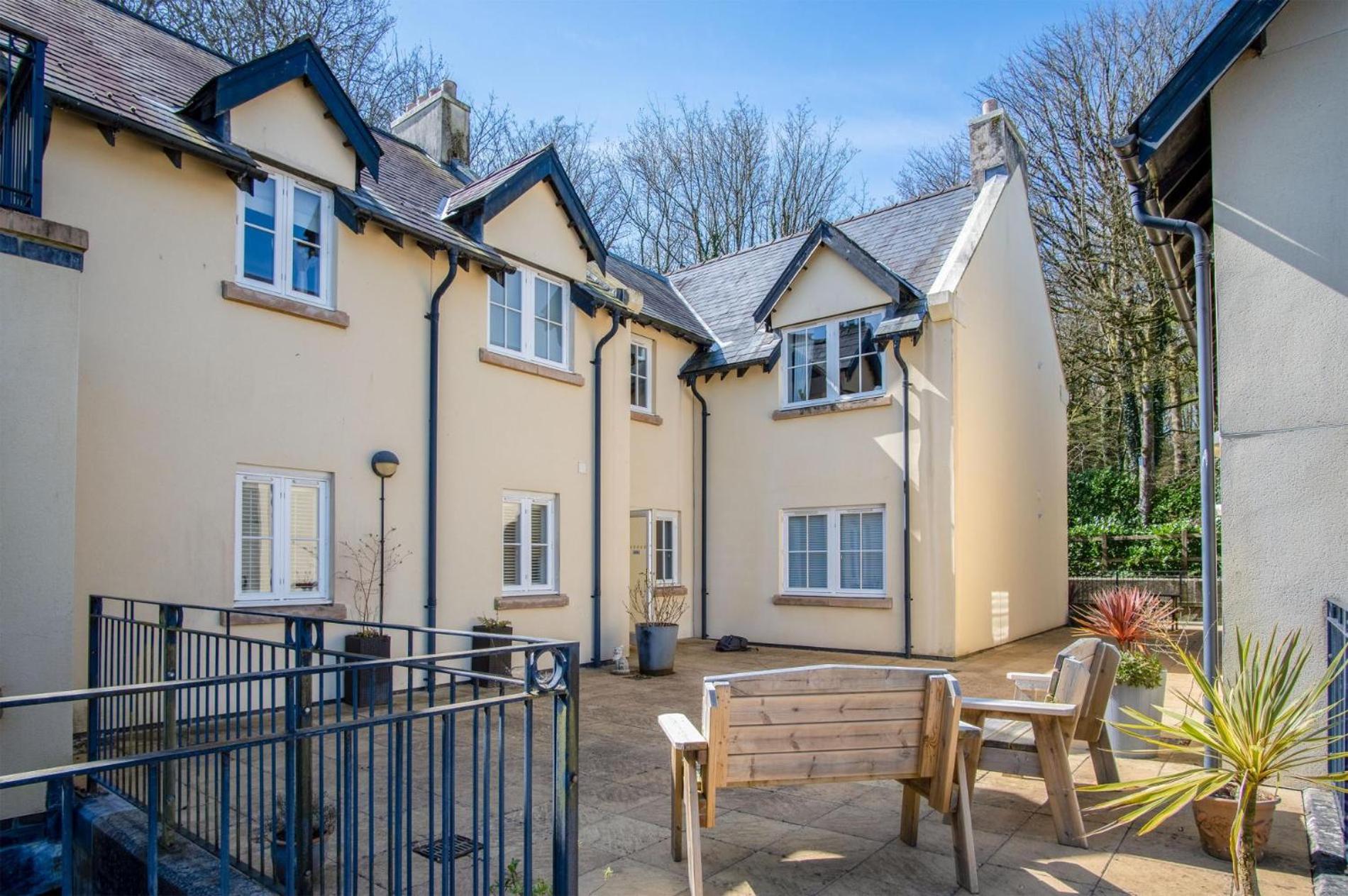 Minarvon - 2 Bedroom Apartment - Saundersfoot Bagian luar foto